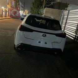 لێکزس UX